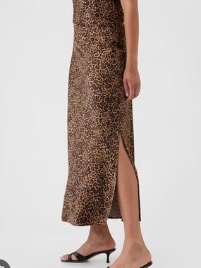 GAP Satin Leopard Skirt Size XL